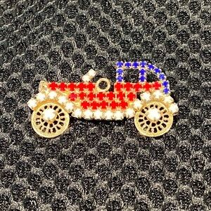 Vintage Model T Car Pendant/ Brooch/Pin Gold Toned Unisex